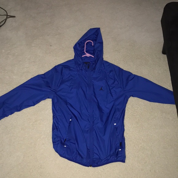 jordan windbreaker blue